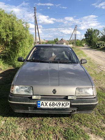 Продам  Renault 19