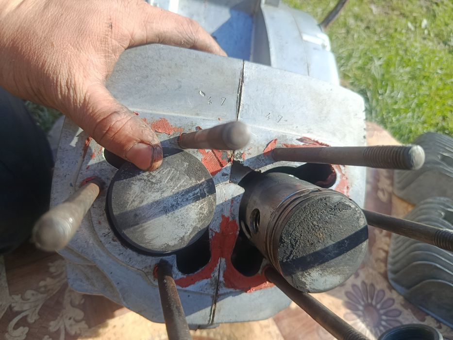 Мотор, запчастини ява 634,чезет, старушка