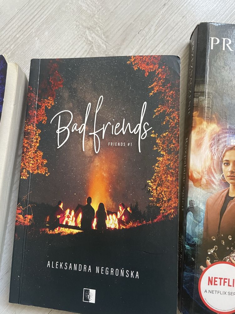 Bad friends i True friends - Aleksandra Negronska
