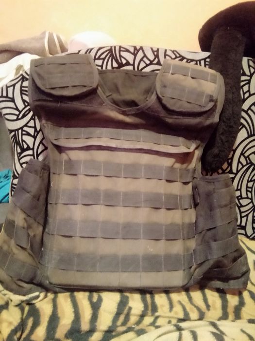 Плитаноска чорноя бу состояние нормальное