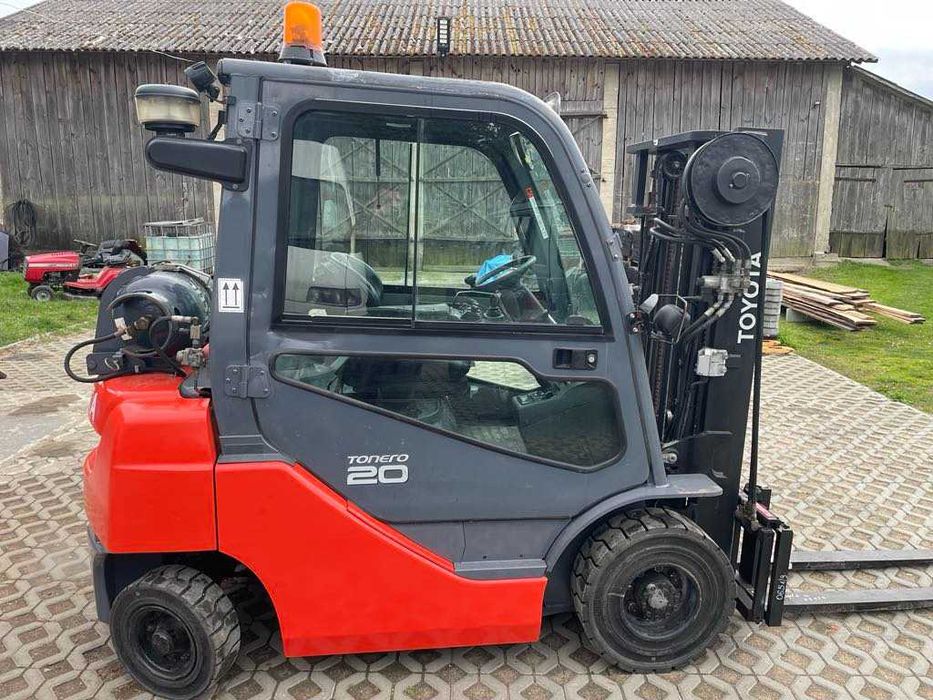 Wózek widłowy Toyota 8FGF20 rok 2018 Historia serwisowa
