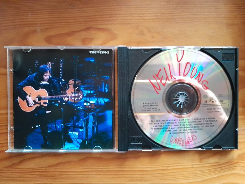 Neil Young - Unplugged