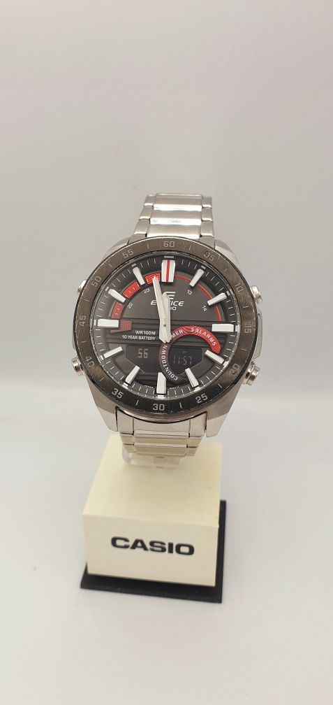 Casio Edifice Momentum - stoper, timer, alarm, czas światowy