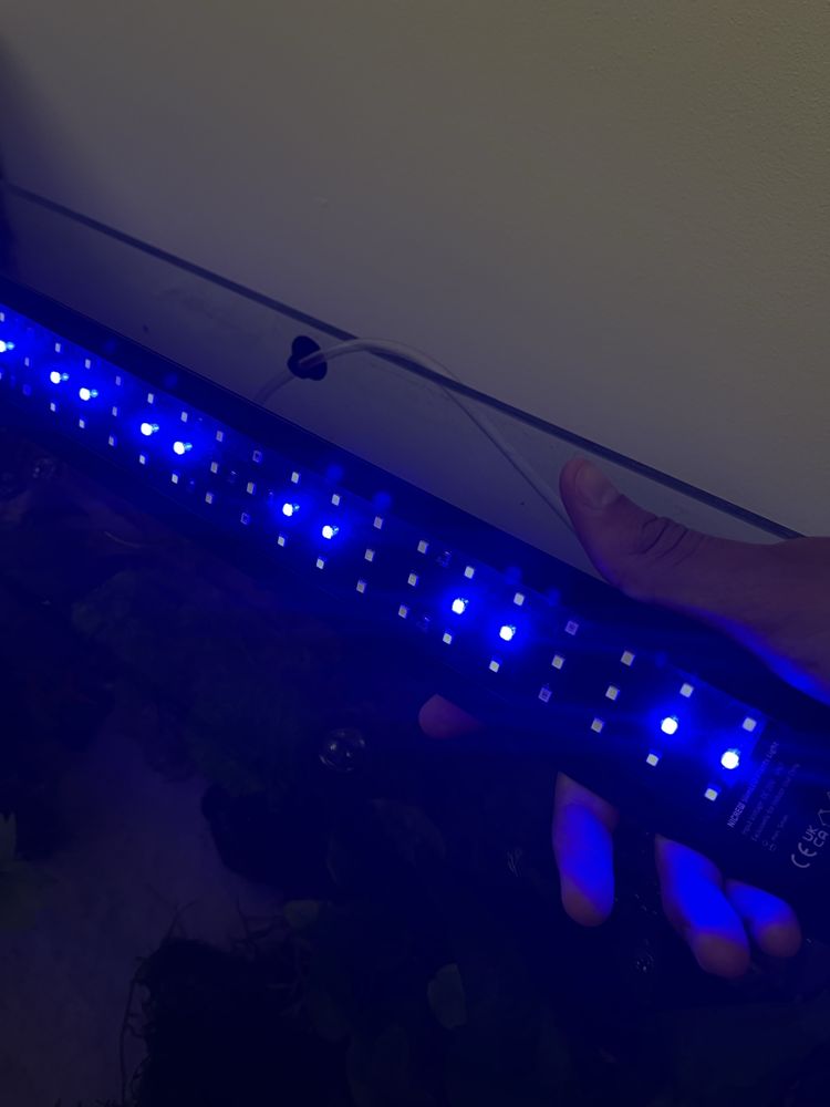 Luz para aquario 90 - 110 cm