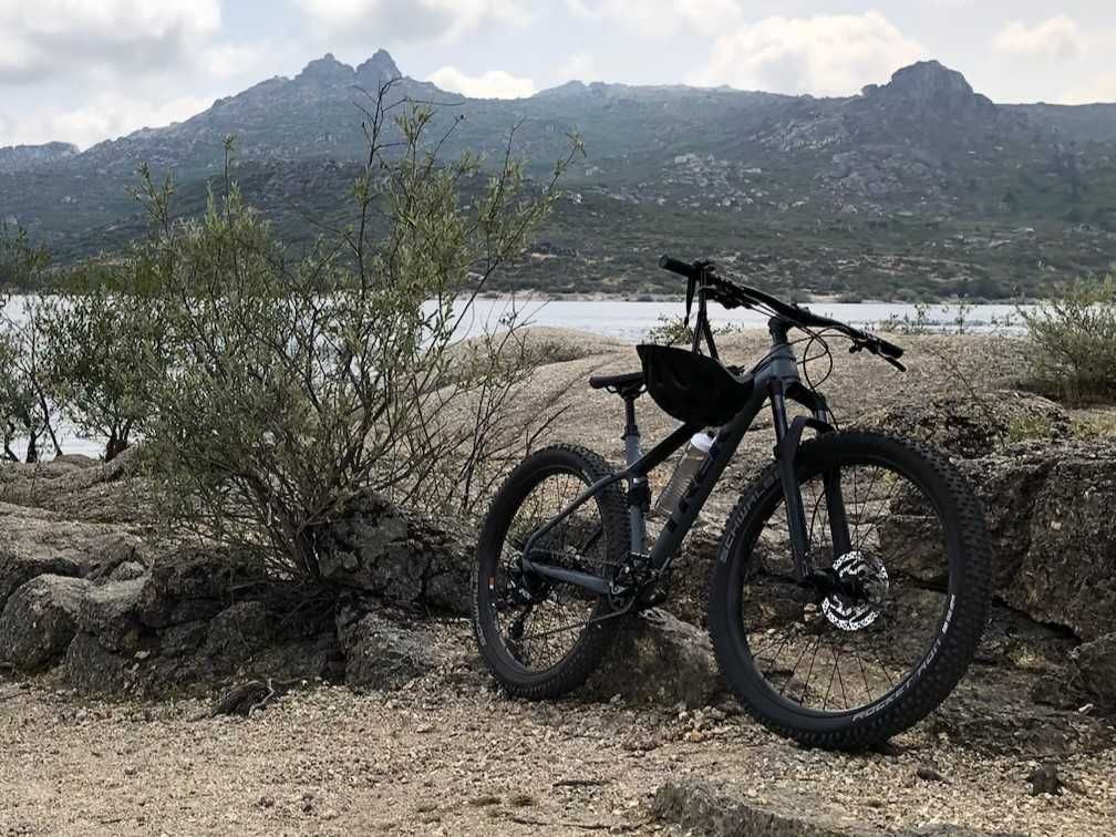 Bicicleta BTT trail Trek Roscoe 8 2019