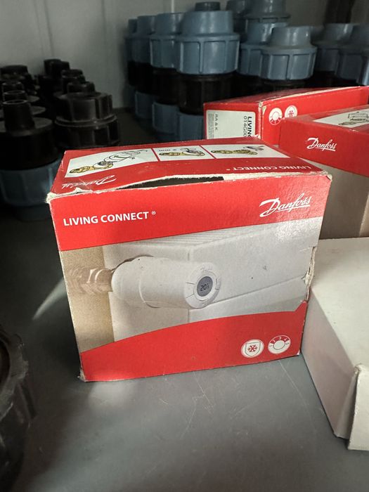 Термоголовка електронний радіаторний термостат Danfoss Living Connect
