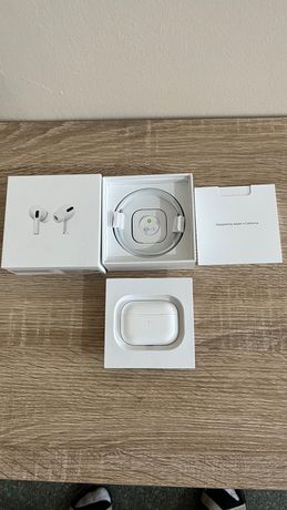 AirPods Pro z MagSafe