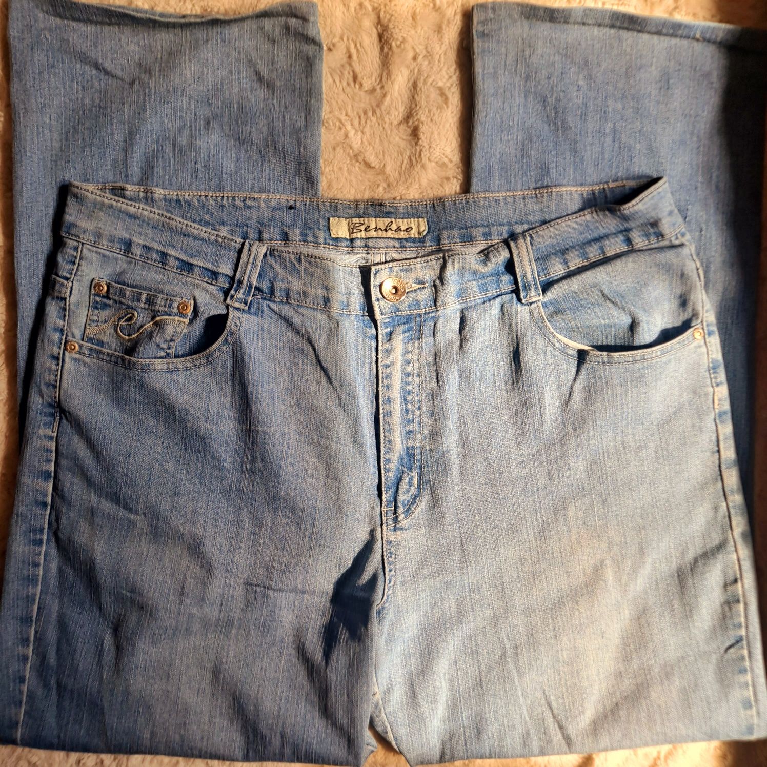 Jasne jeansy Ben Hao 52