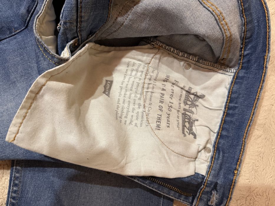 Мужские джинсы LEVIS