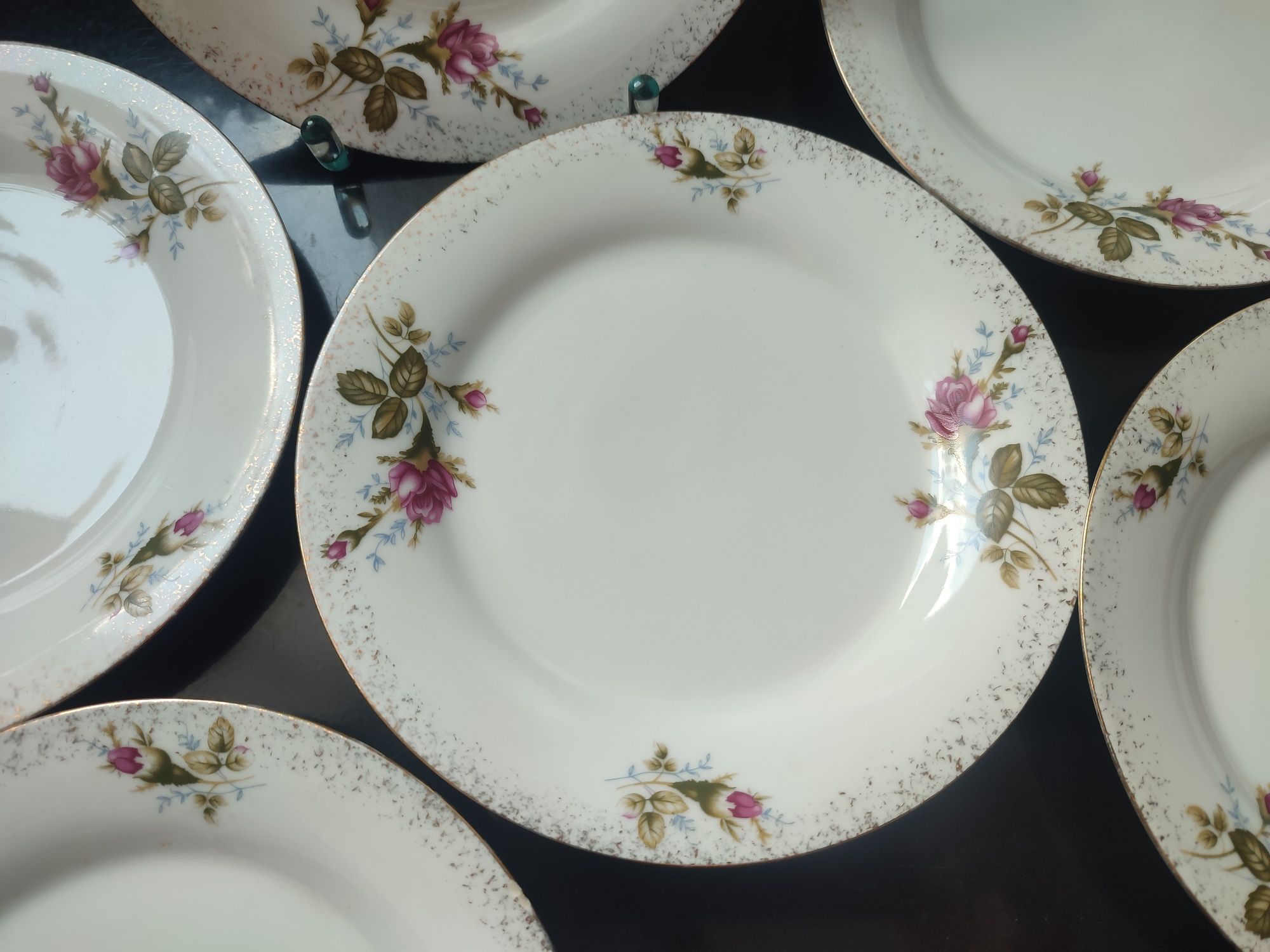 Śliczny zestaw sześciu talerzy deserowych porcelana Viva Italia