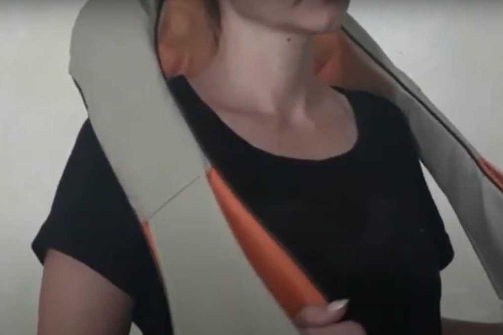 Массажёр для шеи и плеч Massager of Neck Kneading
