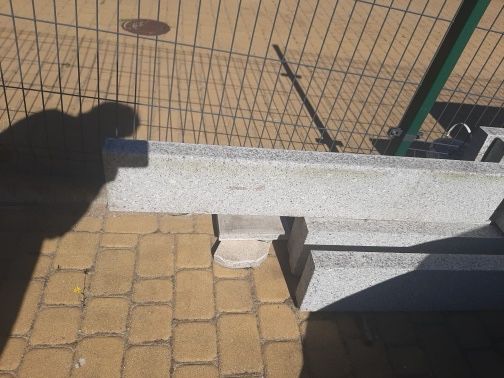 Sprzedam obrzeża Granit