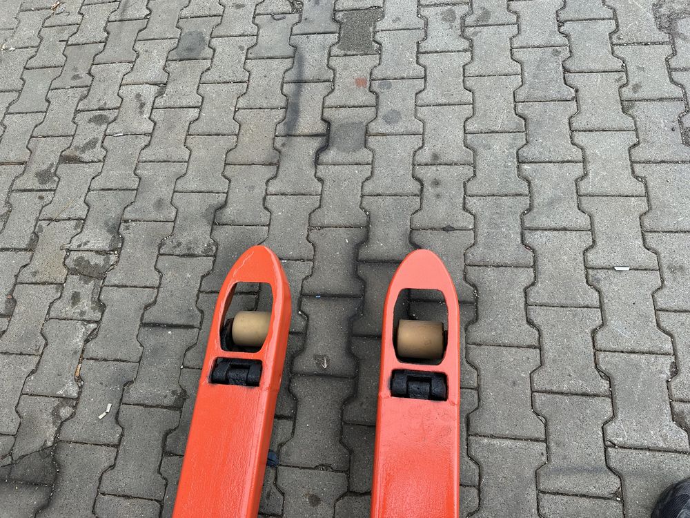 Paleciak elektryczny Linde T 18 z 2015 r wózek paletowy