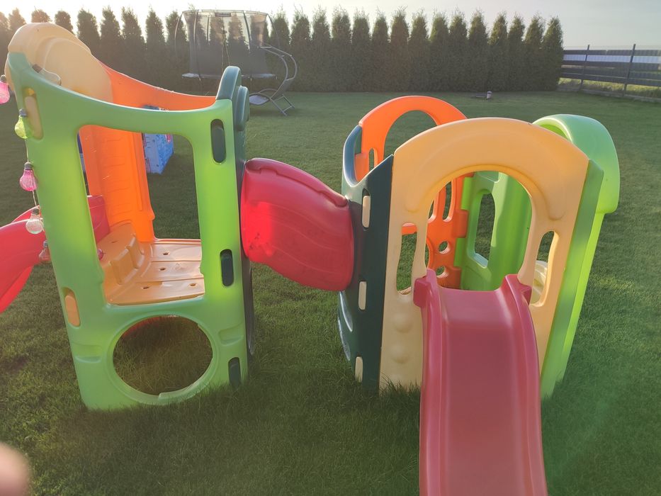 Plac zabaw Little tikes, zjeżdżalnie