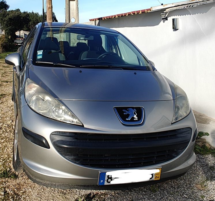 Pegeaut 207 a gasolina