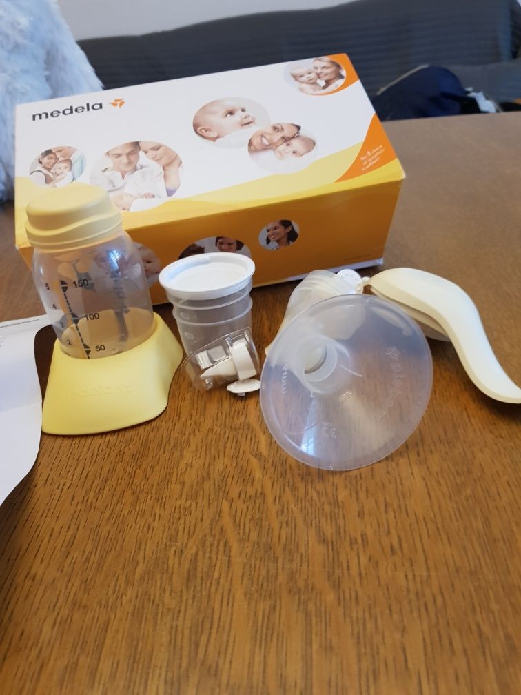 MEDELA odciągacz ręczny laktator ręczny Harmony