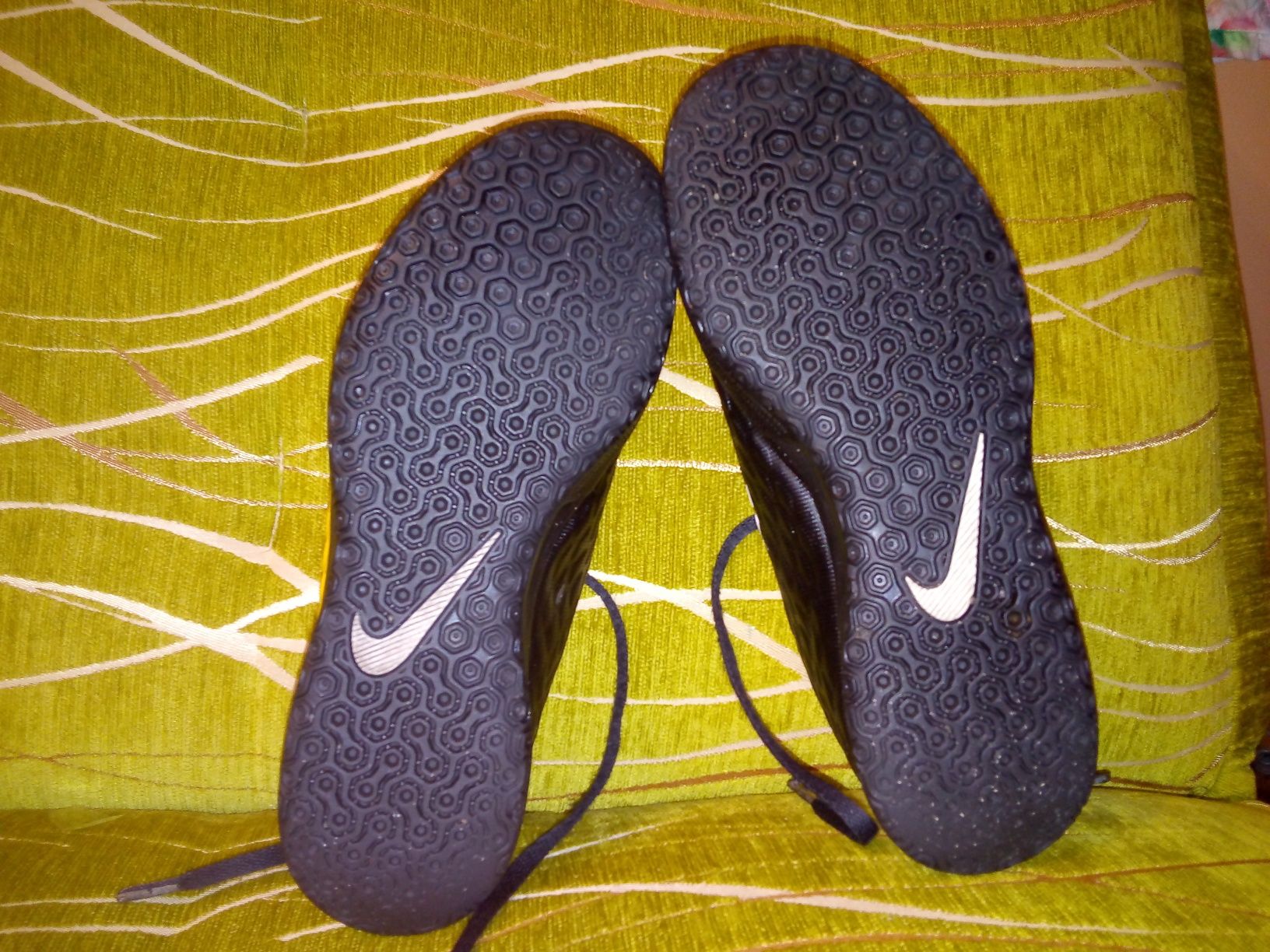 Adidasy Nike r 38,5