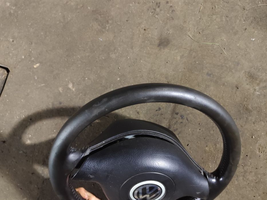 VW Passat B5 Bora Golf IV kierownica trójramienna poduszka