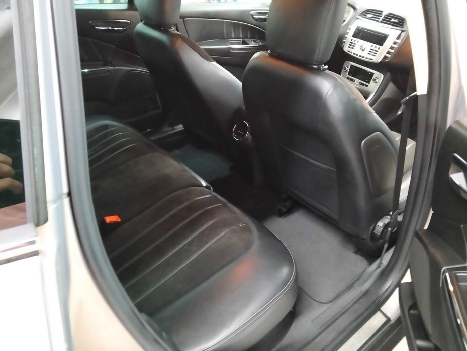 lancia delta platinium 1.6 jtd