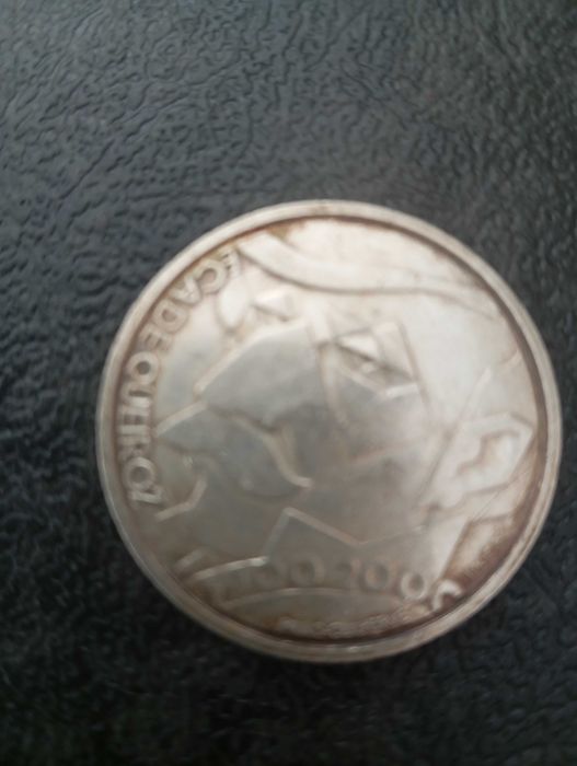 Moeda prata brilhante