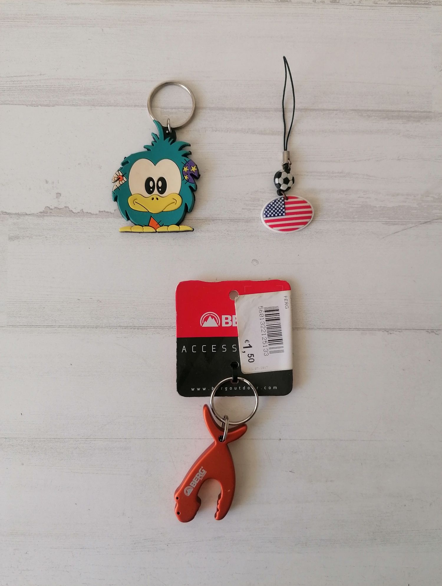 Coleção de Porta Chaves Keychains USA Futebol Angry Birds Berg