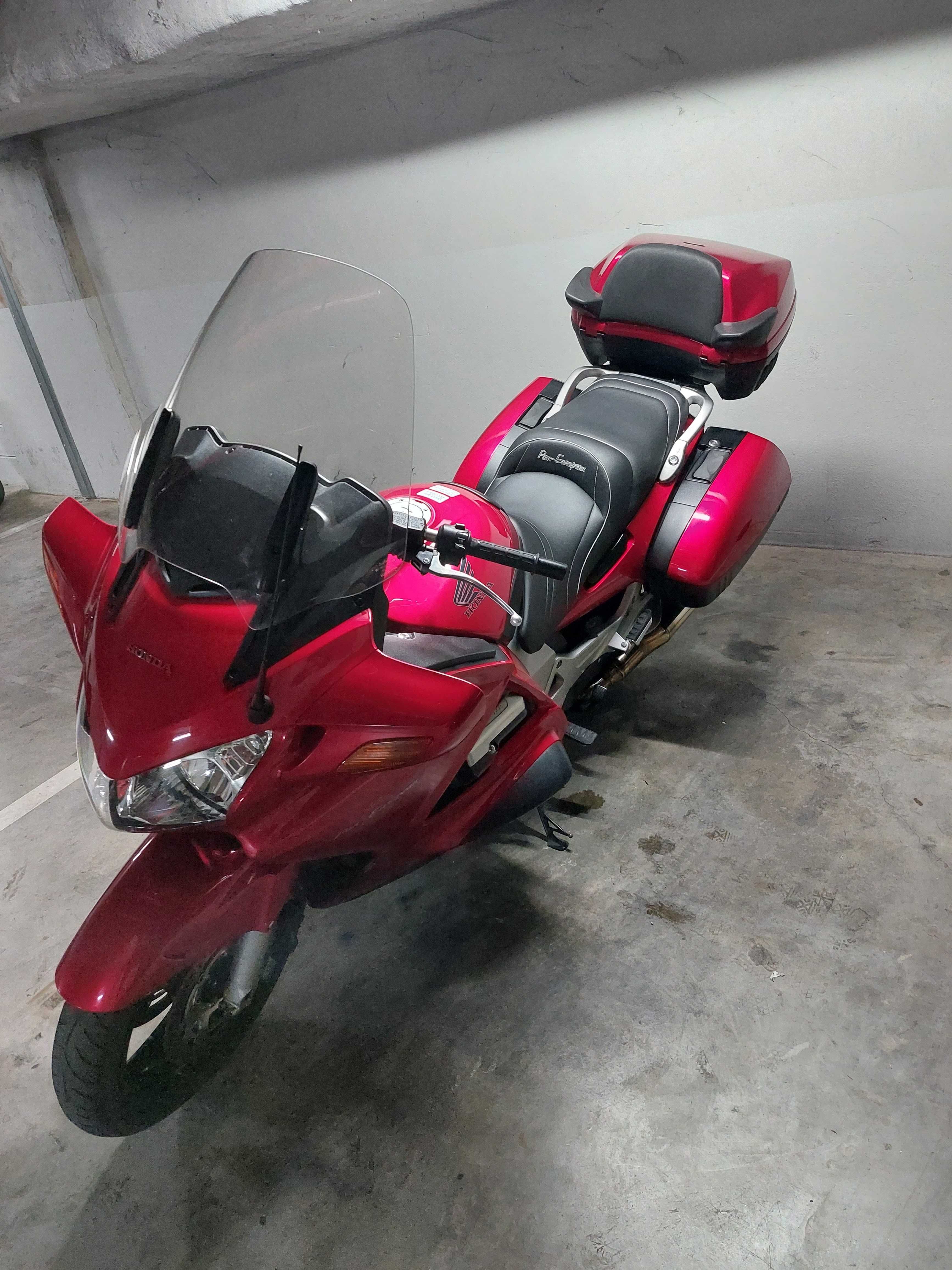 Mota de garagem ,varios extras