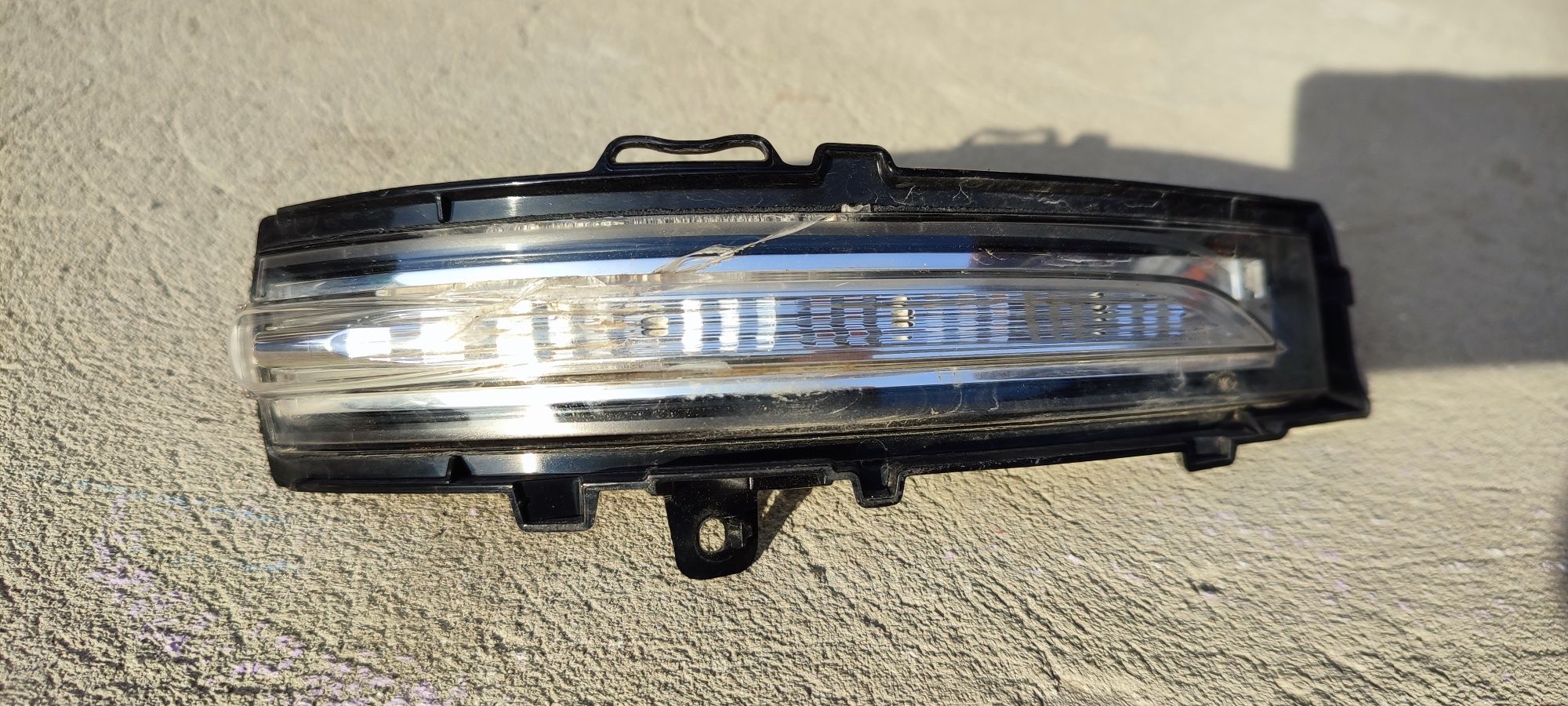 Повторювач повороту ford edge