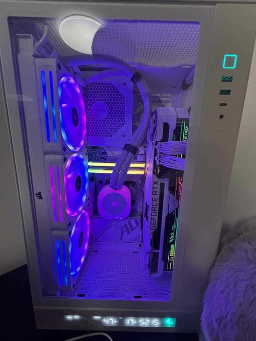 Sprzedam Komputer Gamingowy /Projekt Custom/ Ryzen 7 9800X3D 32GB RTX