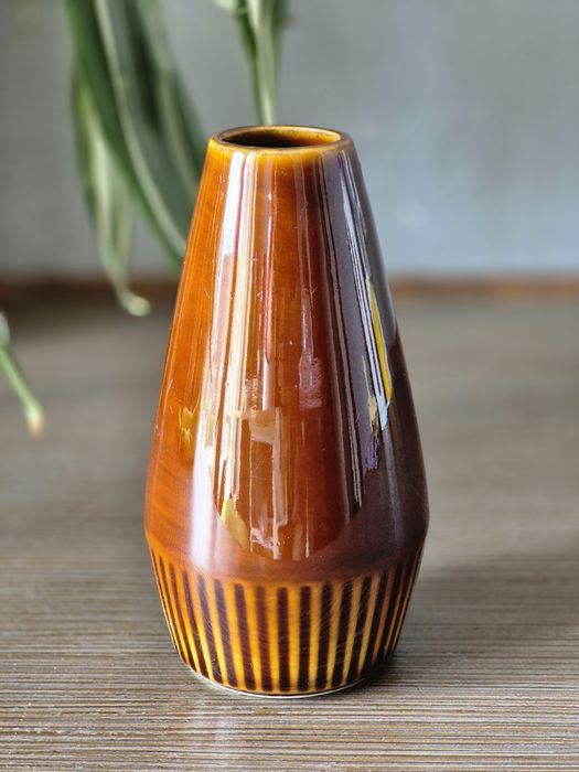 Wazon porcelitowy Pruszków Emka cermika PRL