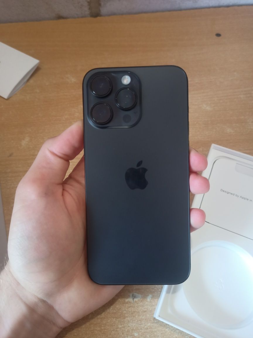 iPhone 15 Pro Max 512Gb