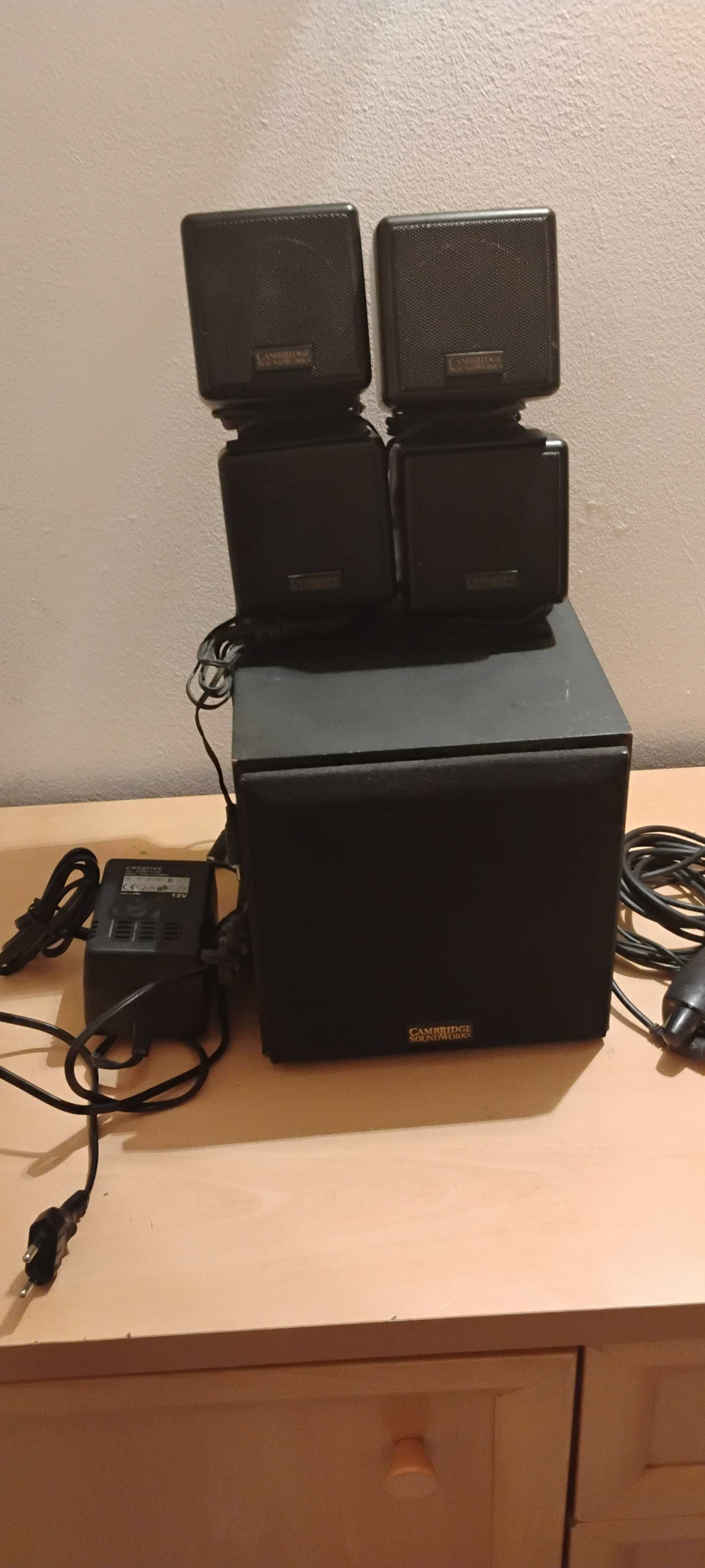 Colunas Cambridge Sounworks