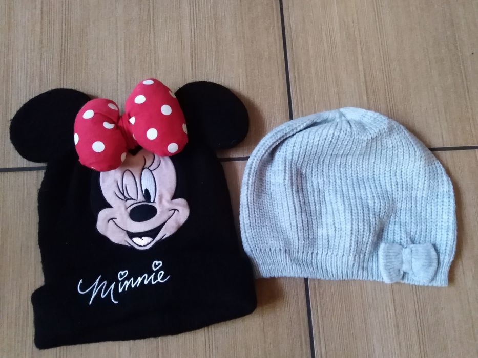 Czapki H&M 110/128