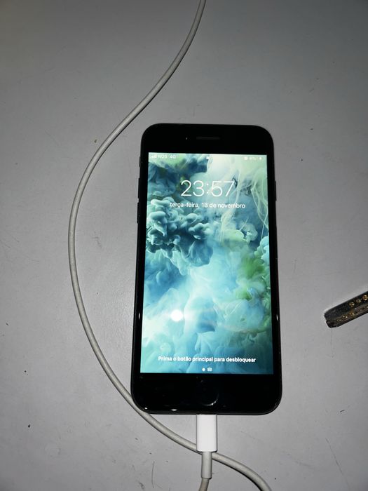 Iphone 7 32G caixa e cabo