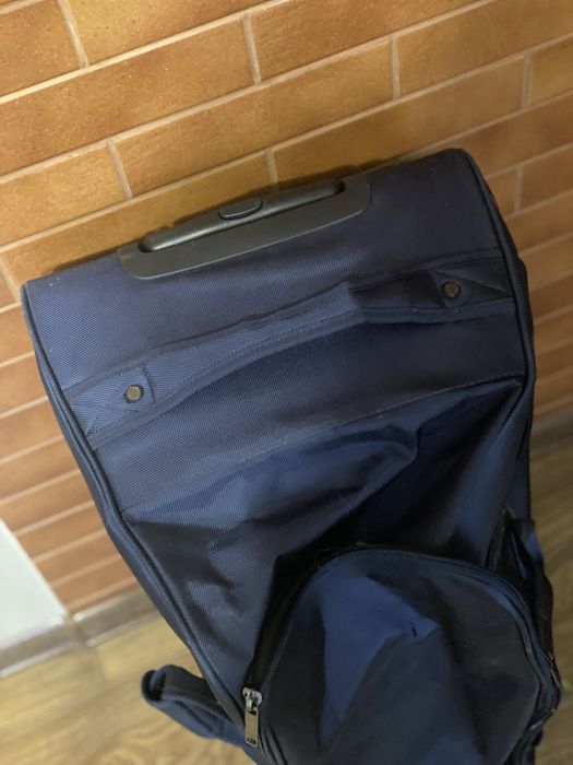 Сумка на коласах, велика валіза на колесах