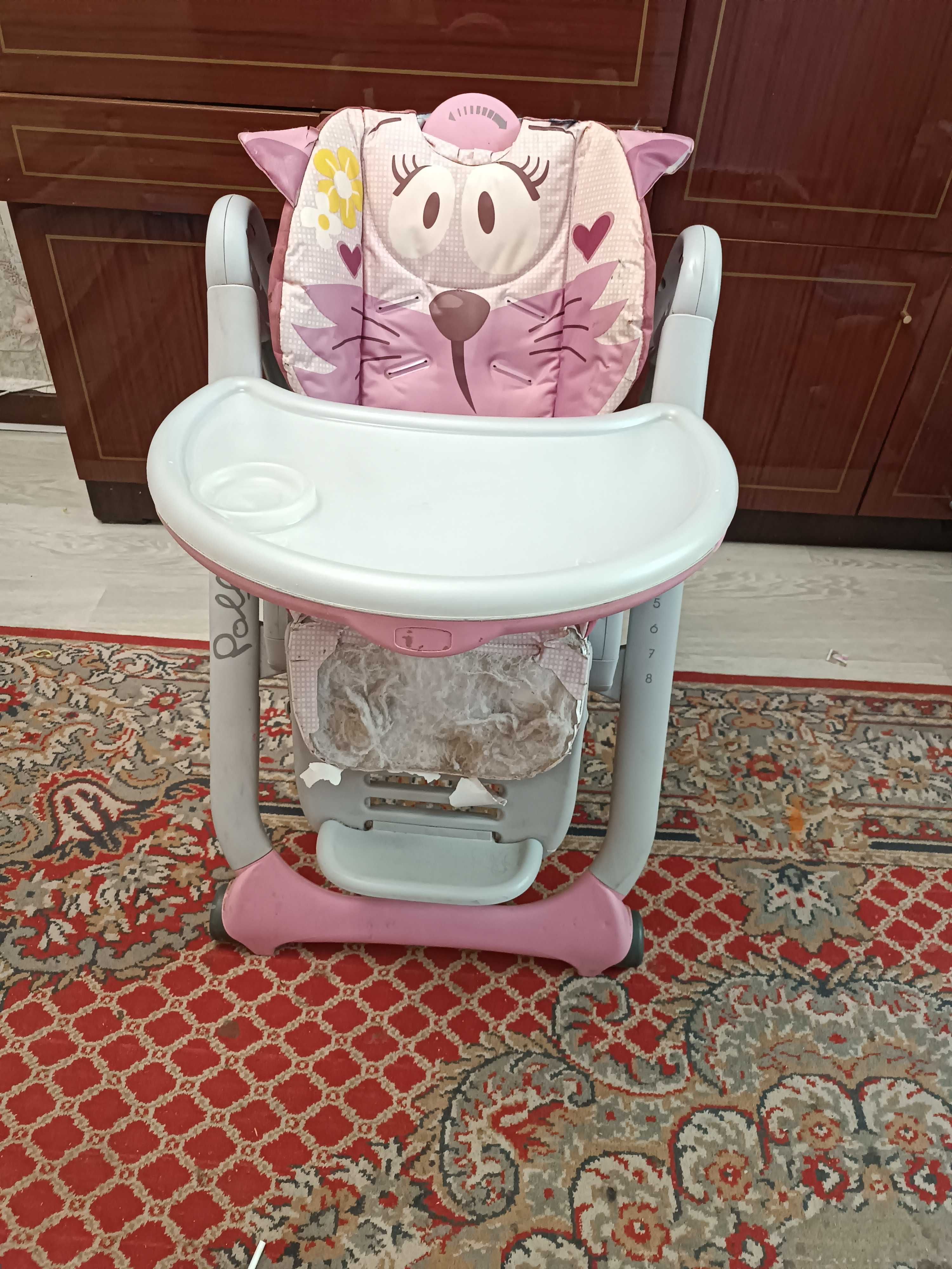 Столик для годування