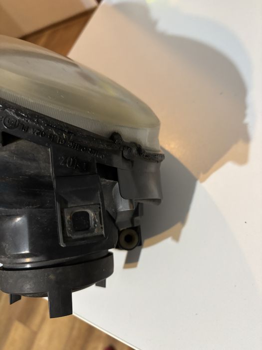 Prawa lampa VW Polo IV 9n