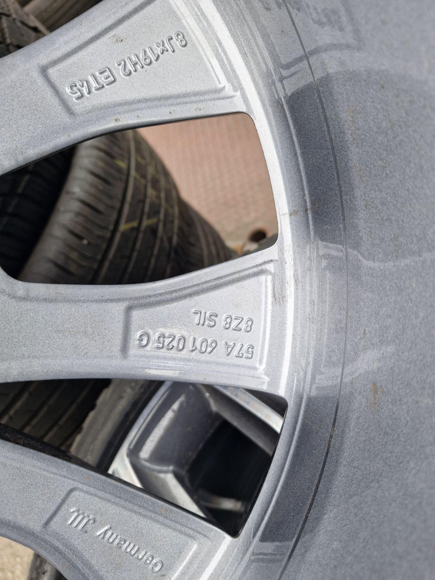 Alufelgi 5x112 19 Skoda Octavia RS Superb Kodiaq RS Karoq OE CRATER
