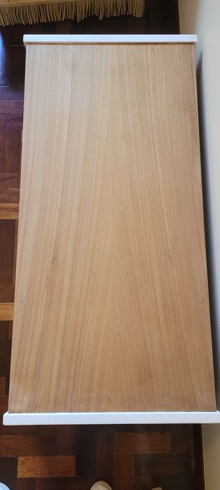 Mesa de centro em madeira