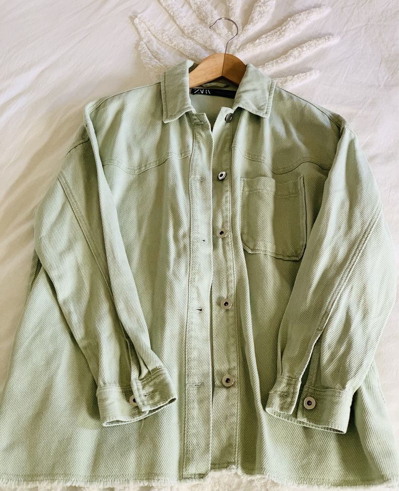 Camisa/casaco XS. Veste largo. Verde.