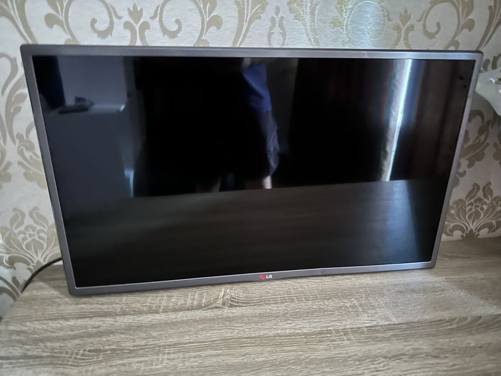 Телевізор LG 32.