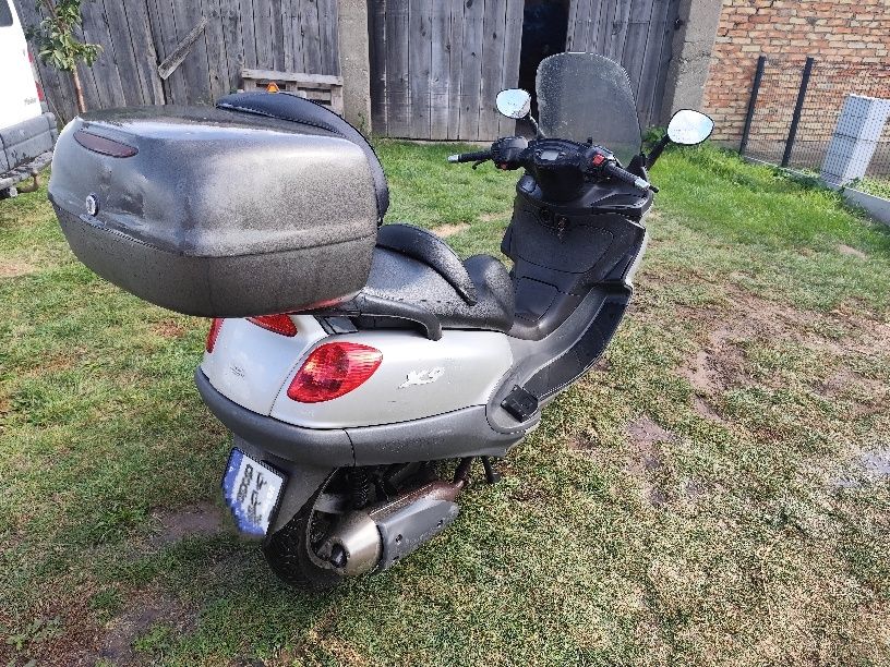 Skuter Piaggio X9 125/180 kat B+części