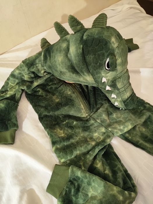 Piękny strój przebranie krokodyl aligator kombinezon roz 128 uniseks
