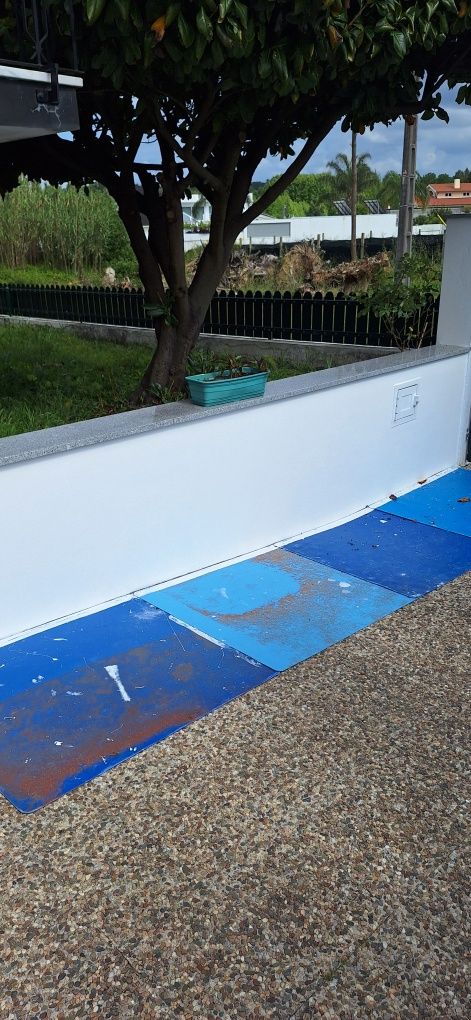Pinturas interiores e exteriores