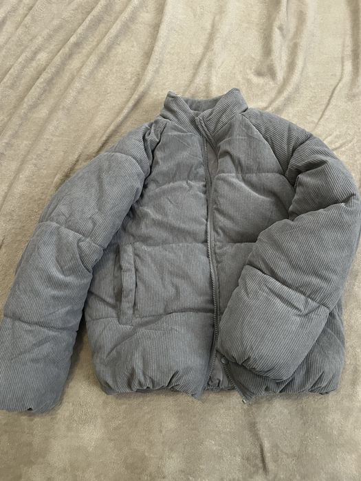 Куртка сіра розмір м/L