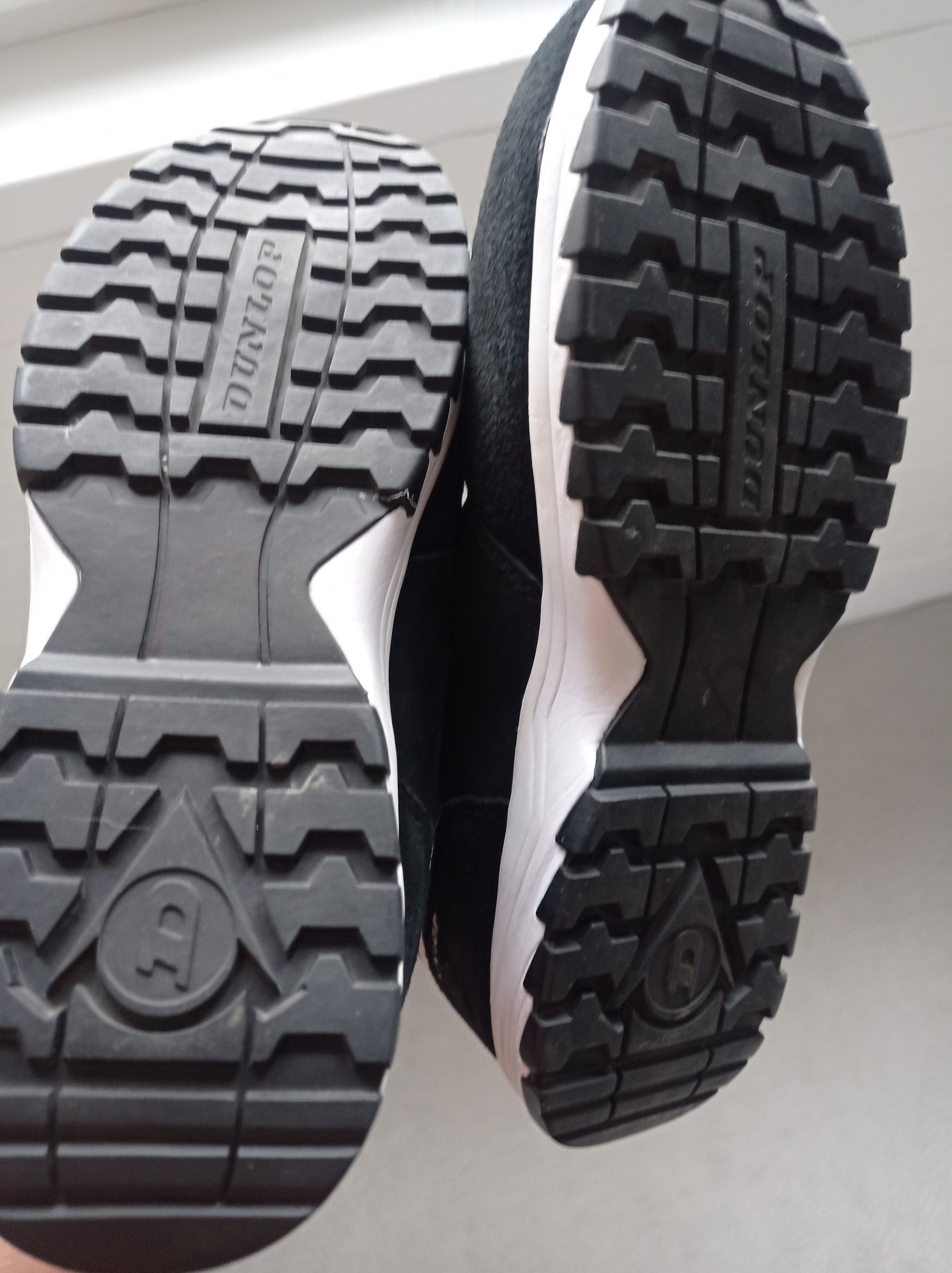 Робоче взуття з пластиноюDunlop FLYING ARROW HRO S3
