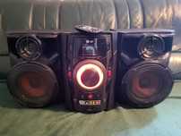 Wieża LG RAD136 CD/MP3 USB pilot okablowanie stan bdb