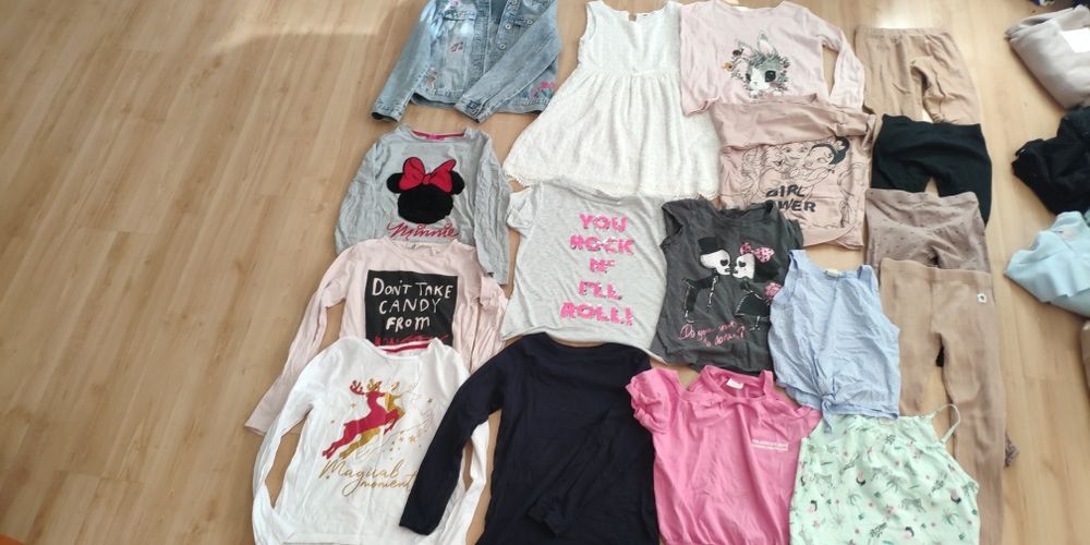 Ubrania dla dziewczynki r.134-140, cena za pakiet