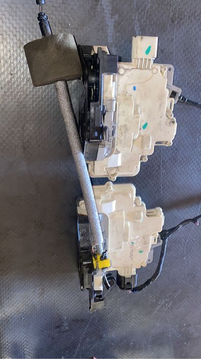 Fechadura porta seat leon 1p