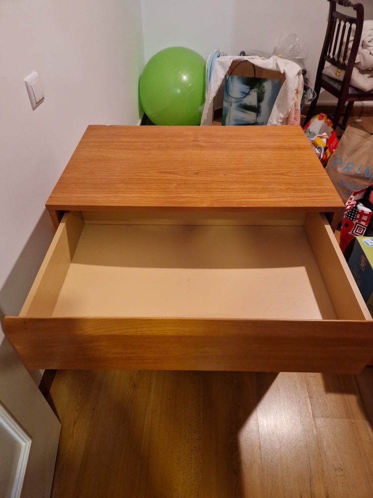 Comoda para quarto