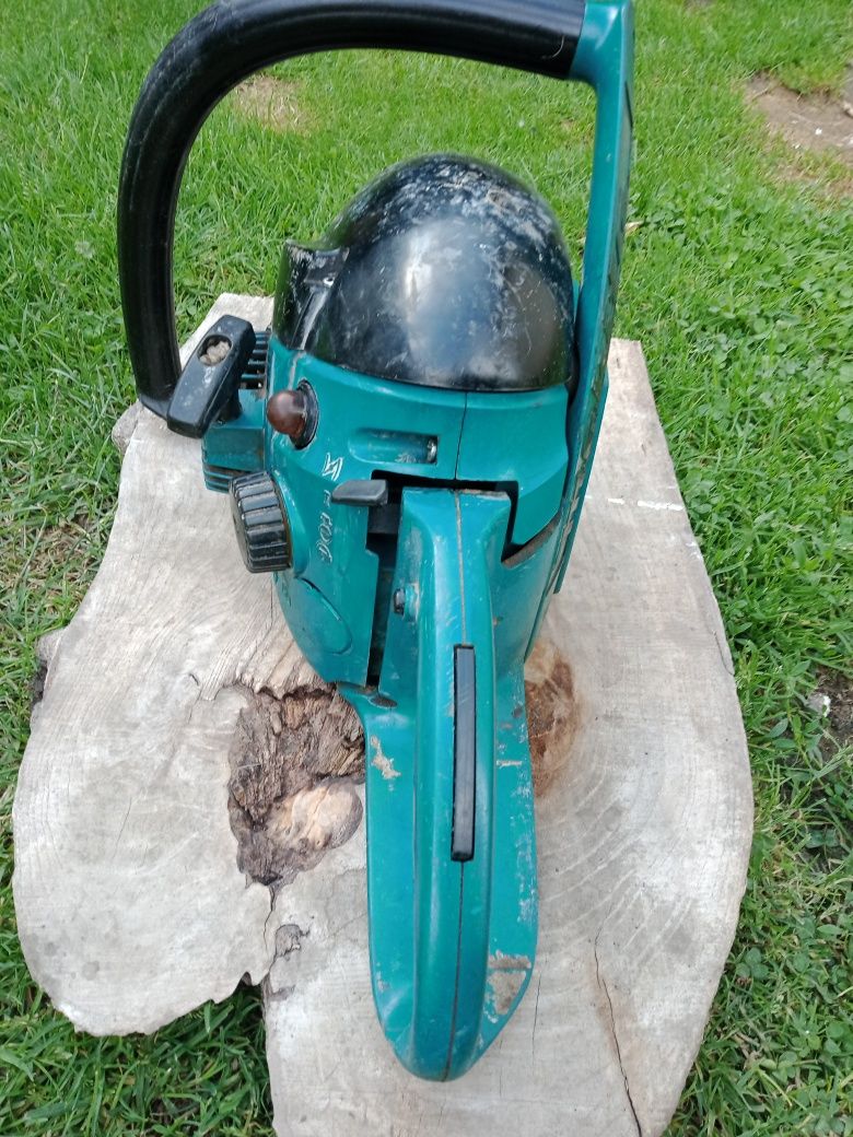 Piła Makita DCS 4610